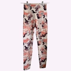 Balance M leggings cream peach mauve abstract yoga pilates gym athletic
